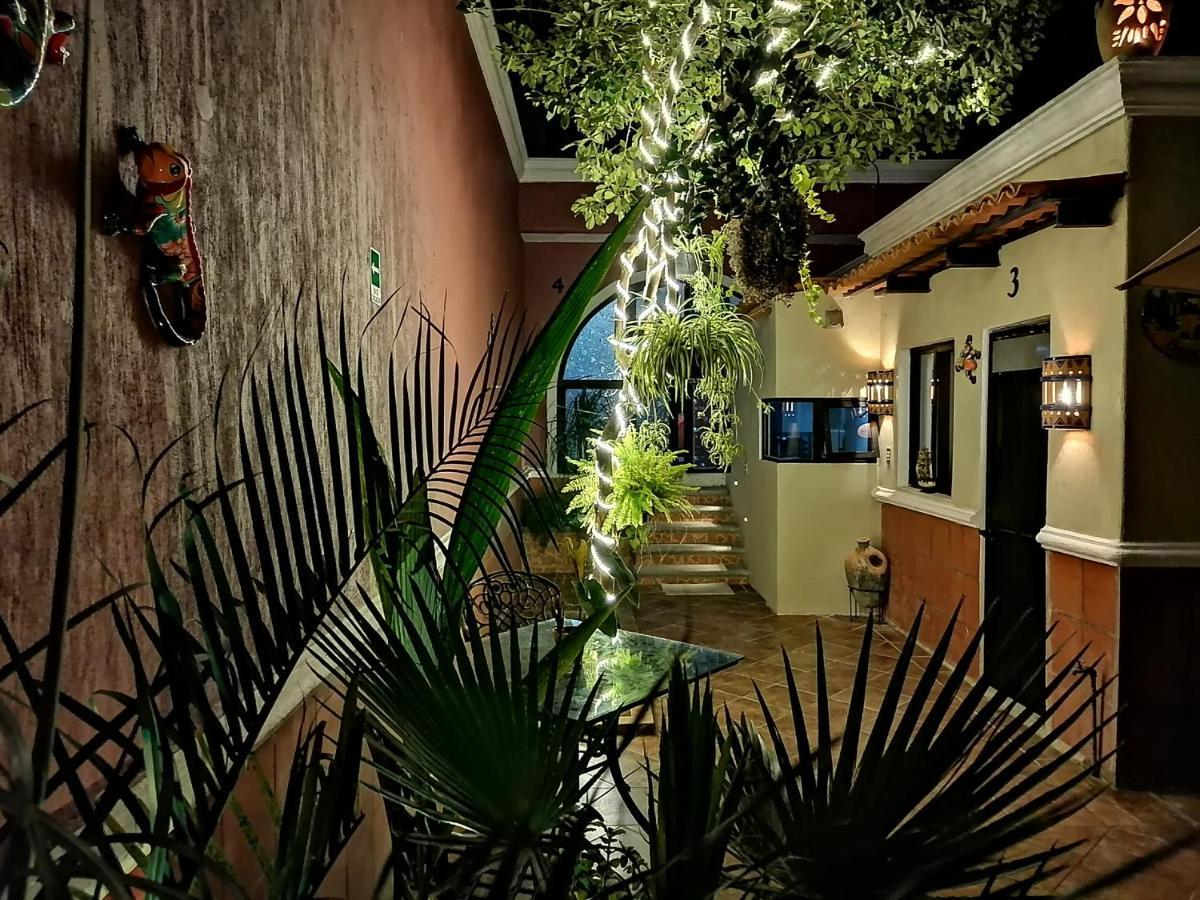 Aparta-Hotel Casa Real Apartamentos Chapala Zewnętrze zdjęcie